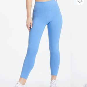 Define High-Waisted 7/8 Legging
Size: M
Color: Marina